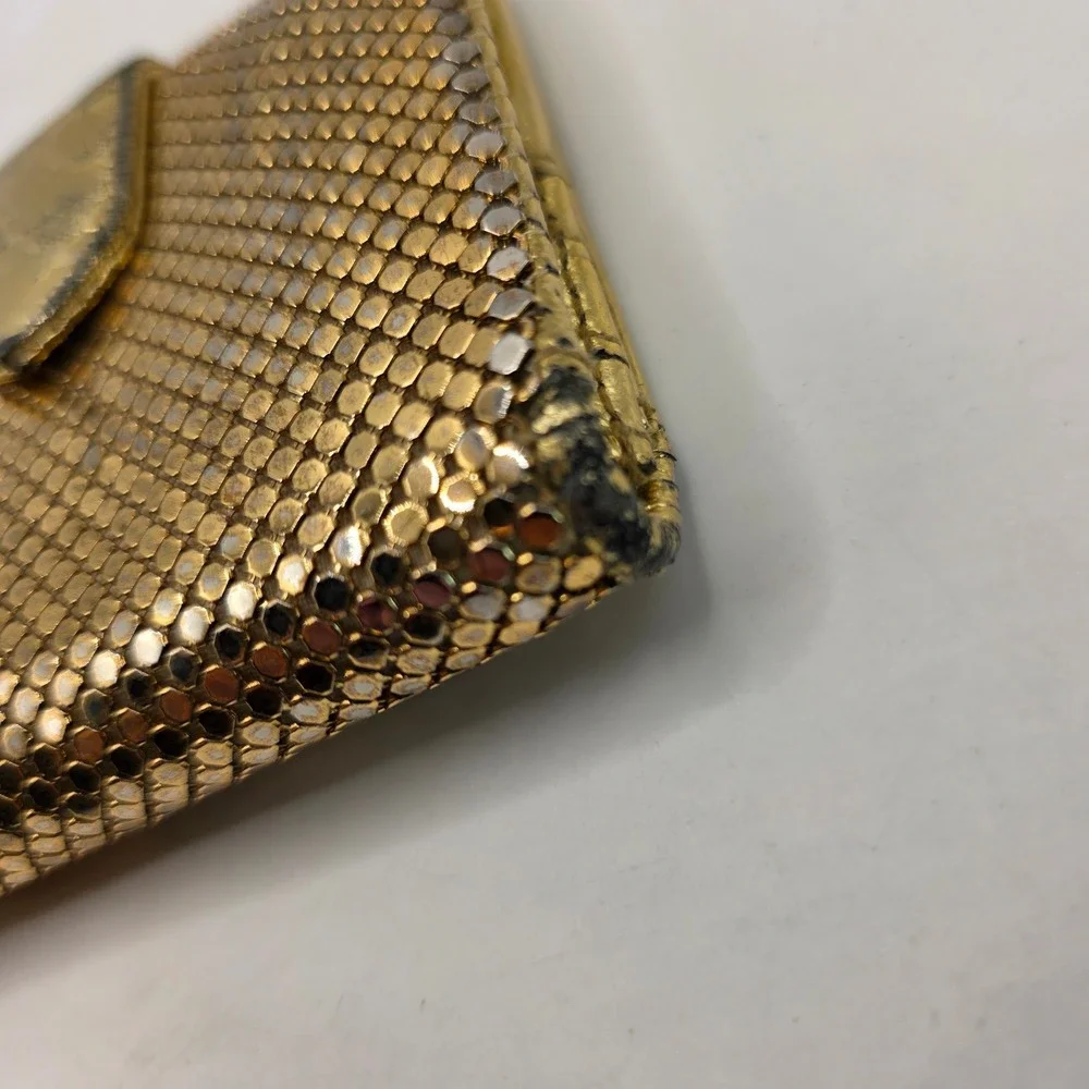Whiting and Davis Vintage Gold Metal Mesh Bi-fold Wallet ID Window Card Slots
